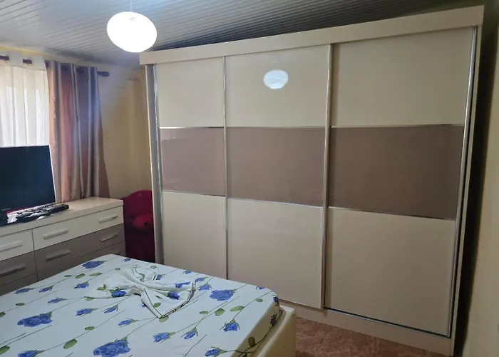 People House Vakantiehuis Tirana